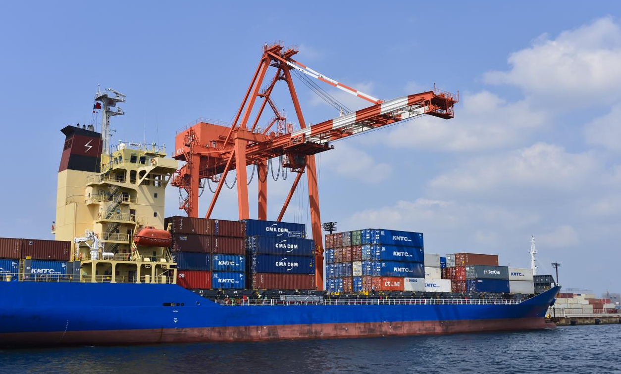 船舶行業(yè)油液監(jiān)測(cè)與診斷:智火柴科技助力綠色高效航運(yùn) 圖1