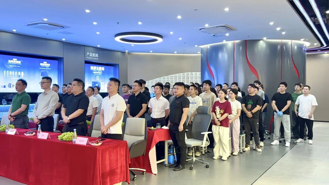 9.3從閱兵看中國智造底氣！智火柴以油品監(jiān)測實力護(hù)航 “國之重器” 圖2