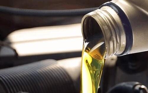 車主在機(jī)油粘度上有很多可供選擇的原因是什么？